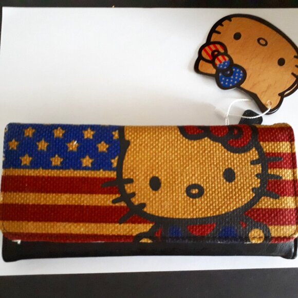 Hello Kitty Long Wallet USA Flag - Picture 1 of 5